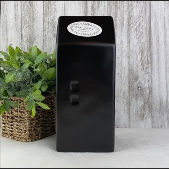 NEW IN BOX Rae Dunn black WELCOME vase - Picture 7 of 8